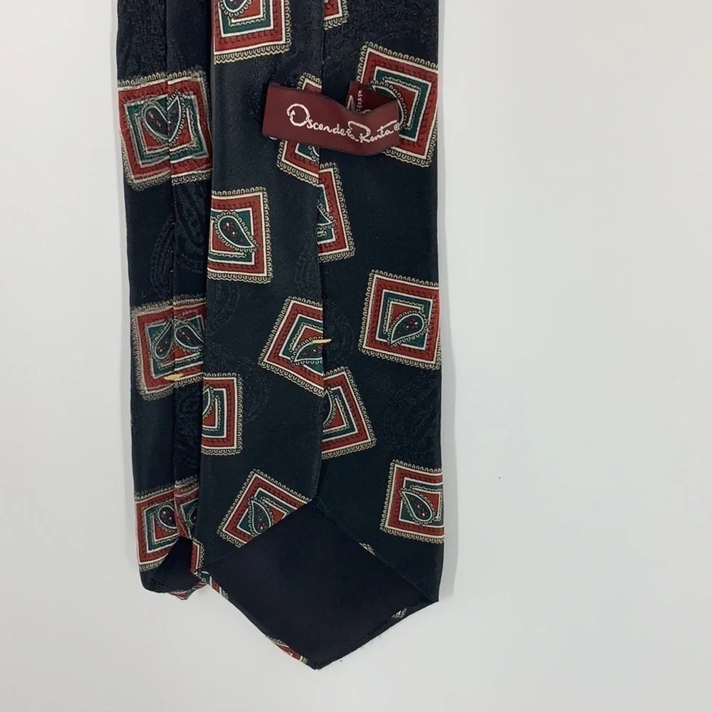 2 Oscar de la Renta ties